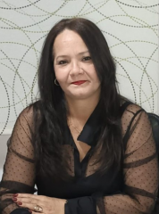 Lenia_M._Rosell_Coach